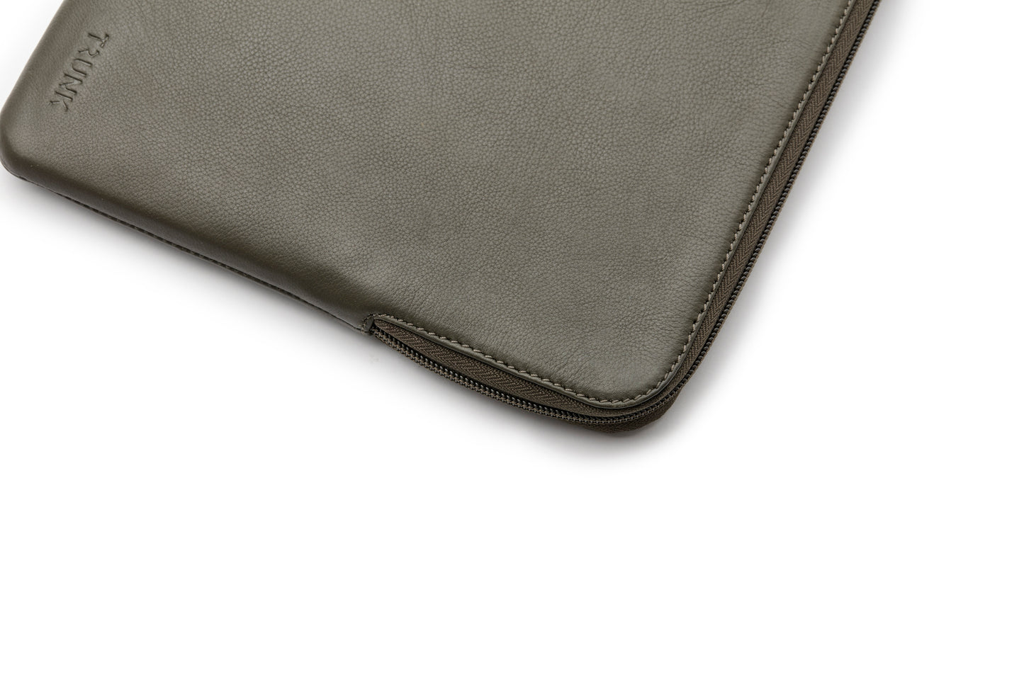 Trunk Leder Sleeve für MacBook Pro 13", Green