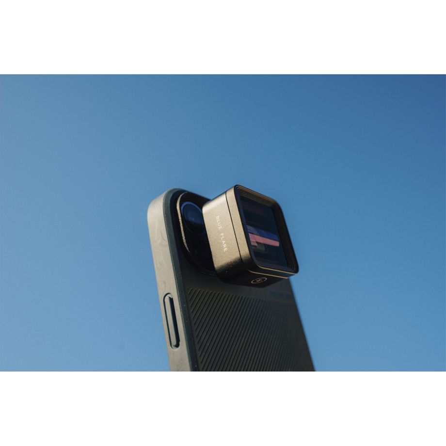 Moment 1.33x Anamorphic Lens - Blue Flare - T-Series