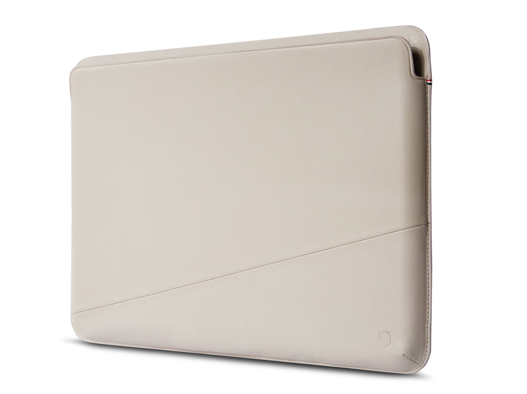 Decoded - Leather Frame Sleeve for Macbook 13 inch - Clay