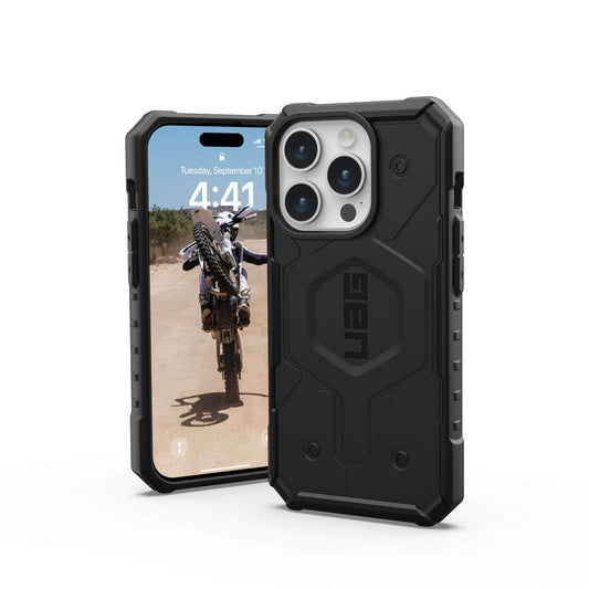 UAG Urban Armor Gear Pathfinder MagSafe Case | Apple iPhone 15 Pro | schwarz