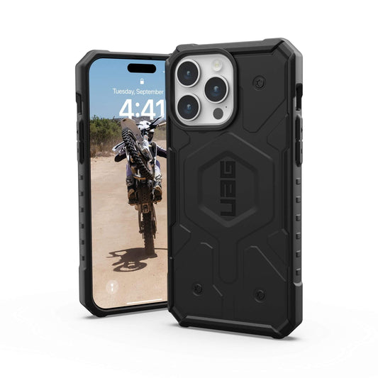 UAG Urban Armor Gear Pathfinder MagSafe Case | Apple iPhone 15 Pro Max | schwarz