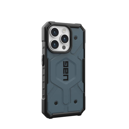 UAG Urban Armor Gear Pathfinder MagSafe Case | Apple iPhone 15 Pro | cloud blau