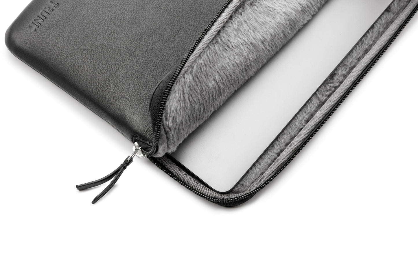 Trunk Leder Sleeve für MacBook Pro 14", Schwarz