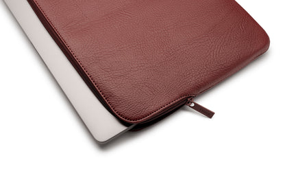 Trunk Apple Peel Veganer Leder Sleeve für MacBook Pro 13", Wine Red