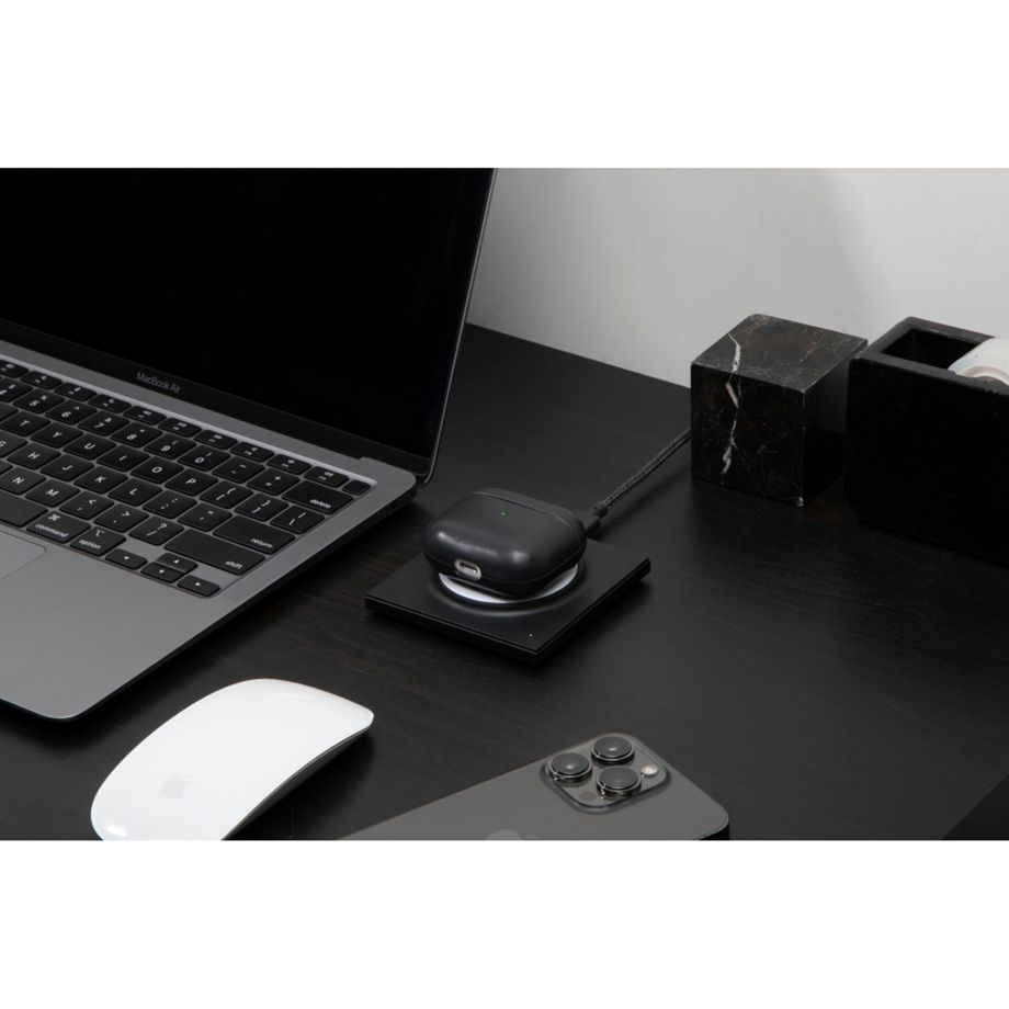 Native Union Drop Magnetic Wireless Charger Black