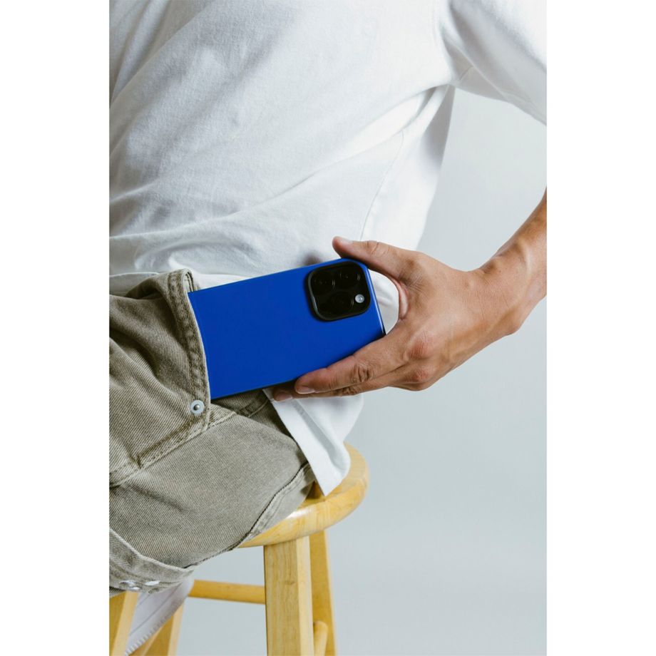 Nomad Sport Case iPhone 15 Pro Super Blue