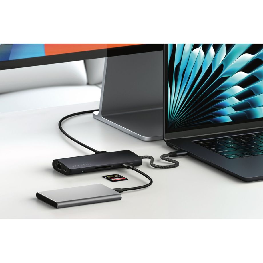 Satechi USB-C Multiport Adapter 8K with Ethernet V3 Midnight