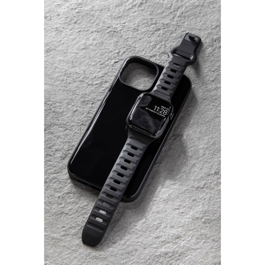 Nomad Sport Case iPhone 14 Plus Carbide