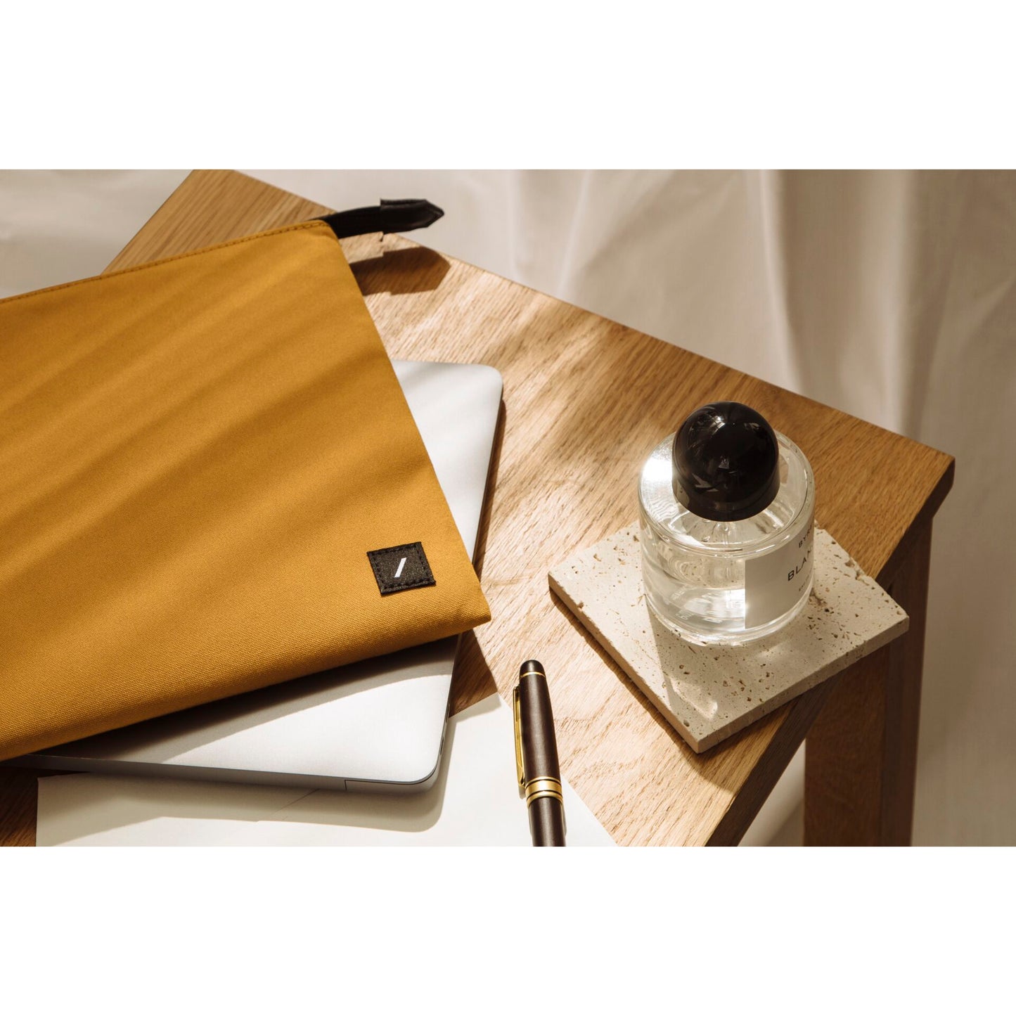 Native Union W.F.A. Sleeve for MacBook 16" Kraft