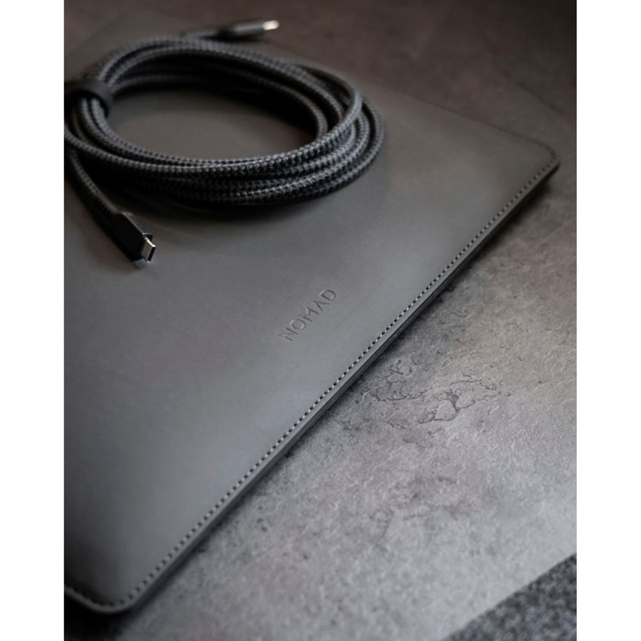 Nomad MacBook Sleeve Deep Gray PU 16 Inch