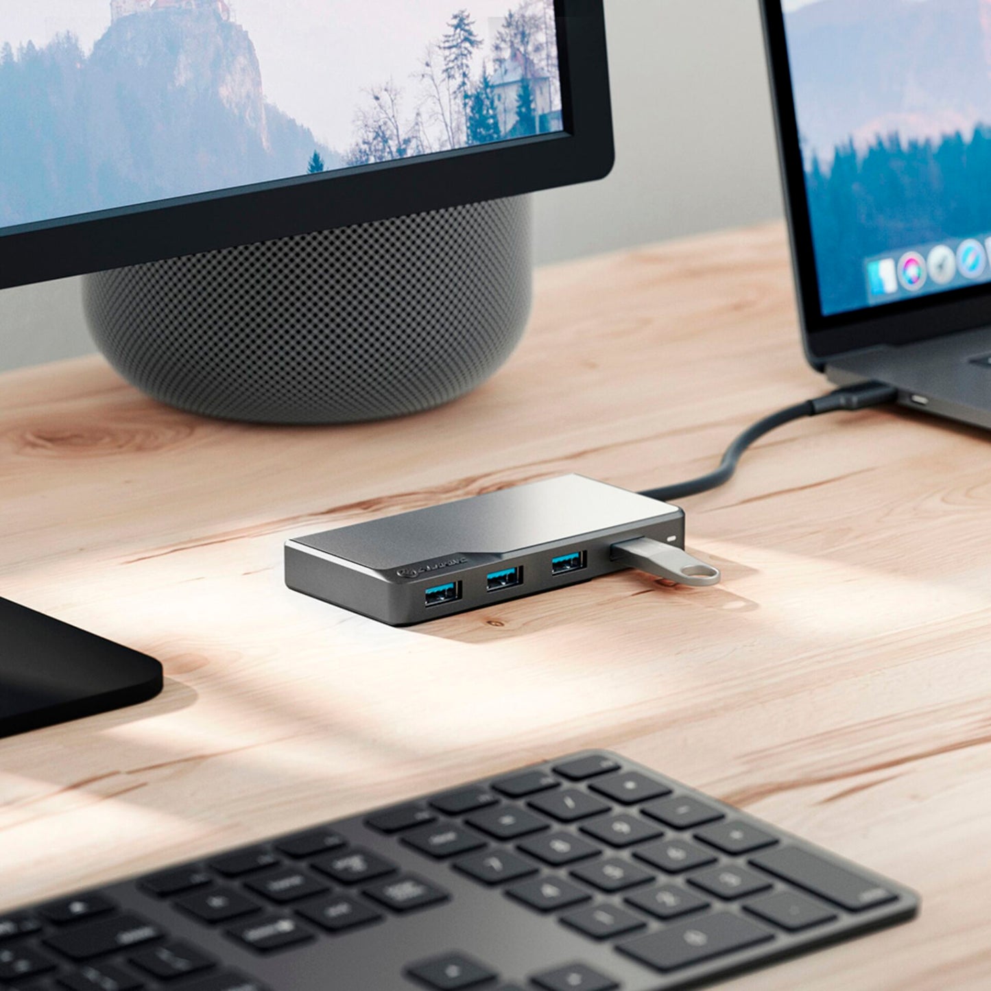 Alogic Fusion Swift USB-C 4-Port Hub Space Gray