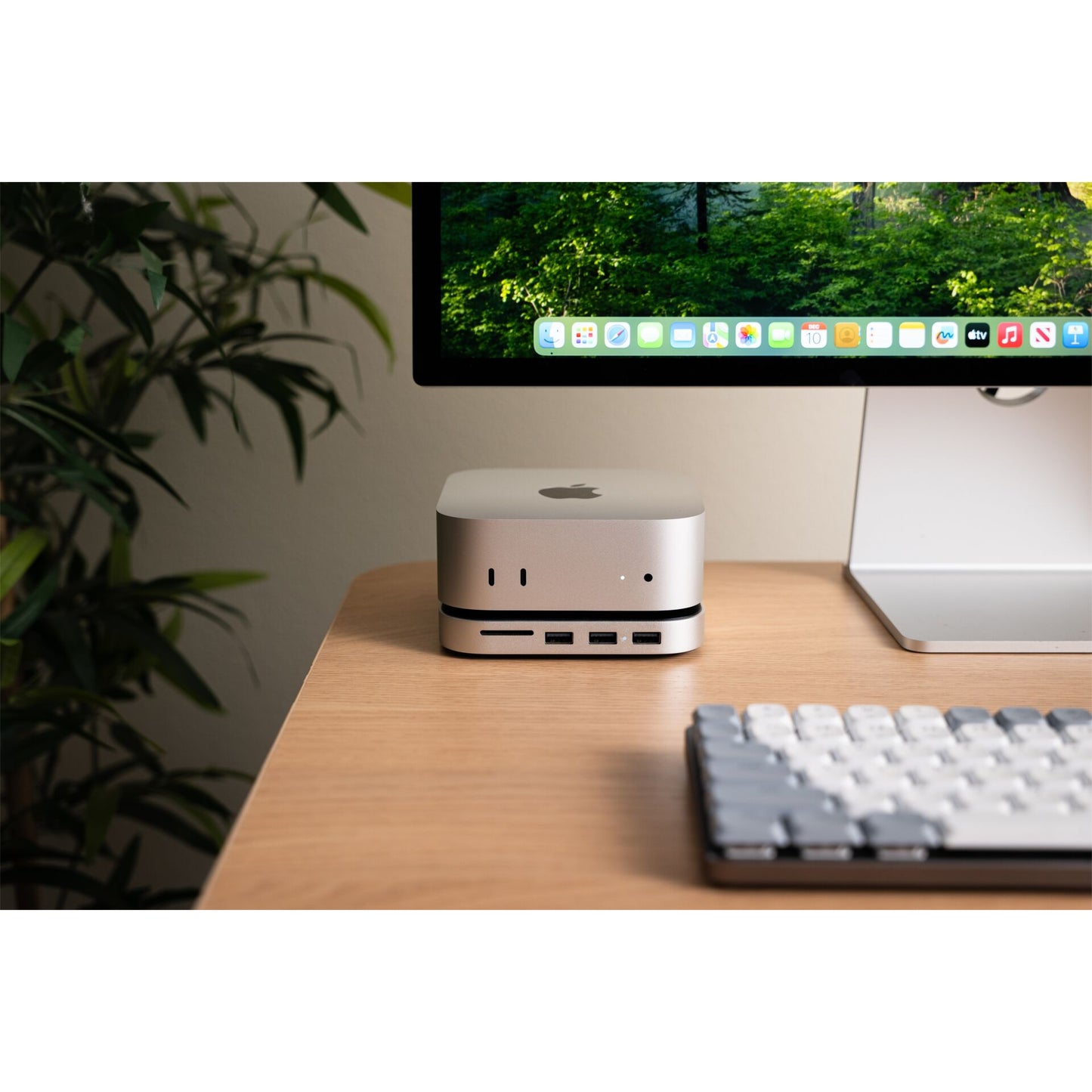 Satechi Stand Hub Mac Mini M4 with SSD Enclosure