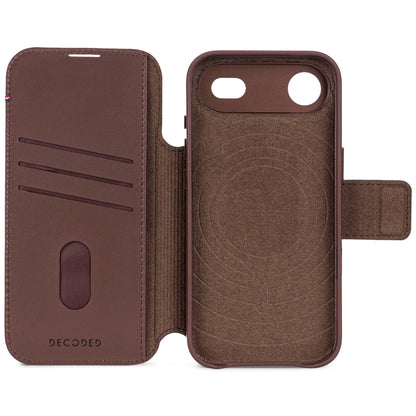 Decoded Leather Detachable Wallet iPhone 17 Air Chocolate Brown