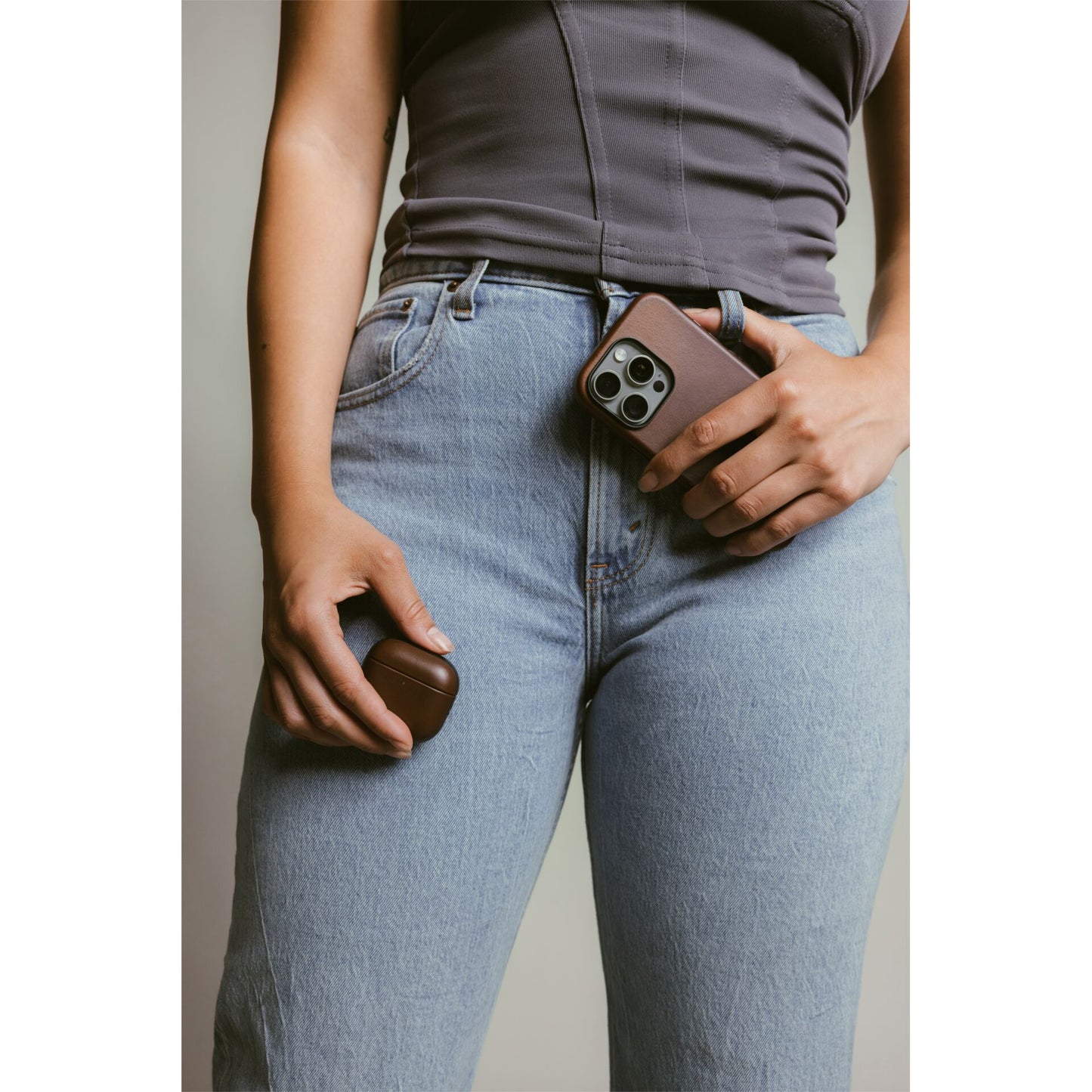 Nomad Modern Leather Case Airpods 4 Brown