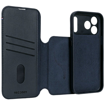 Decoded Leather Detachable Wallet iPhone 17 Pro Navy Shadow