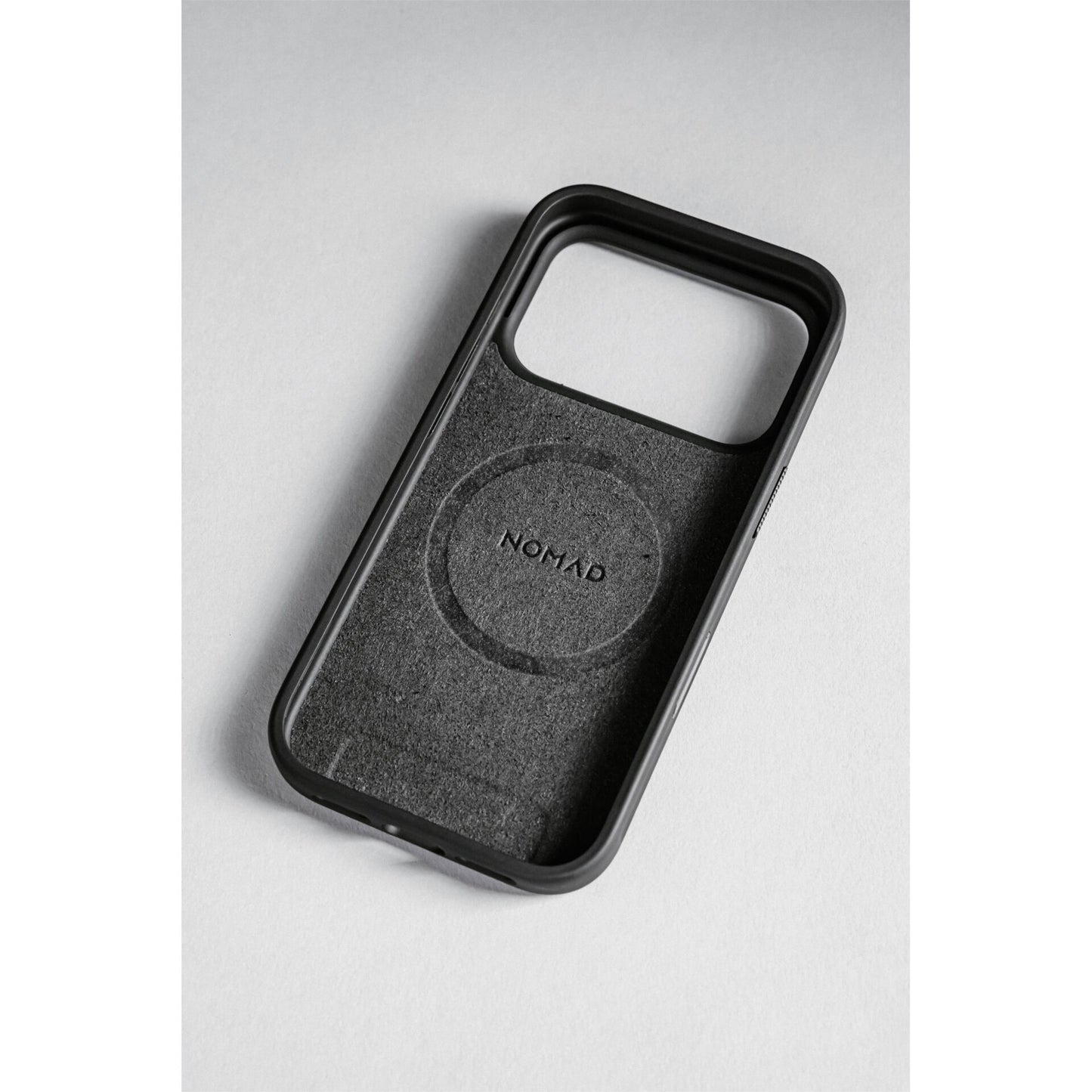 Nomad Modern Case iPhone 17 Pro Lunar Gray