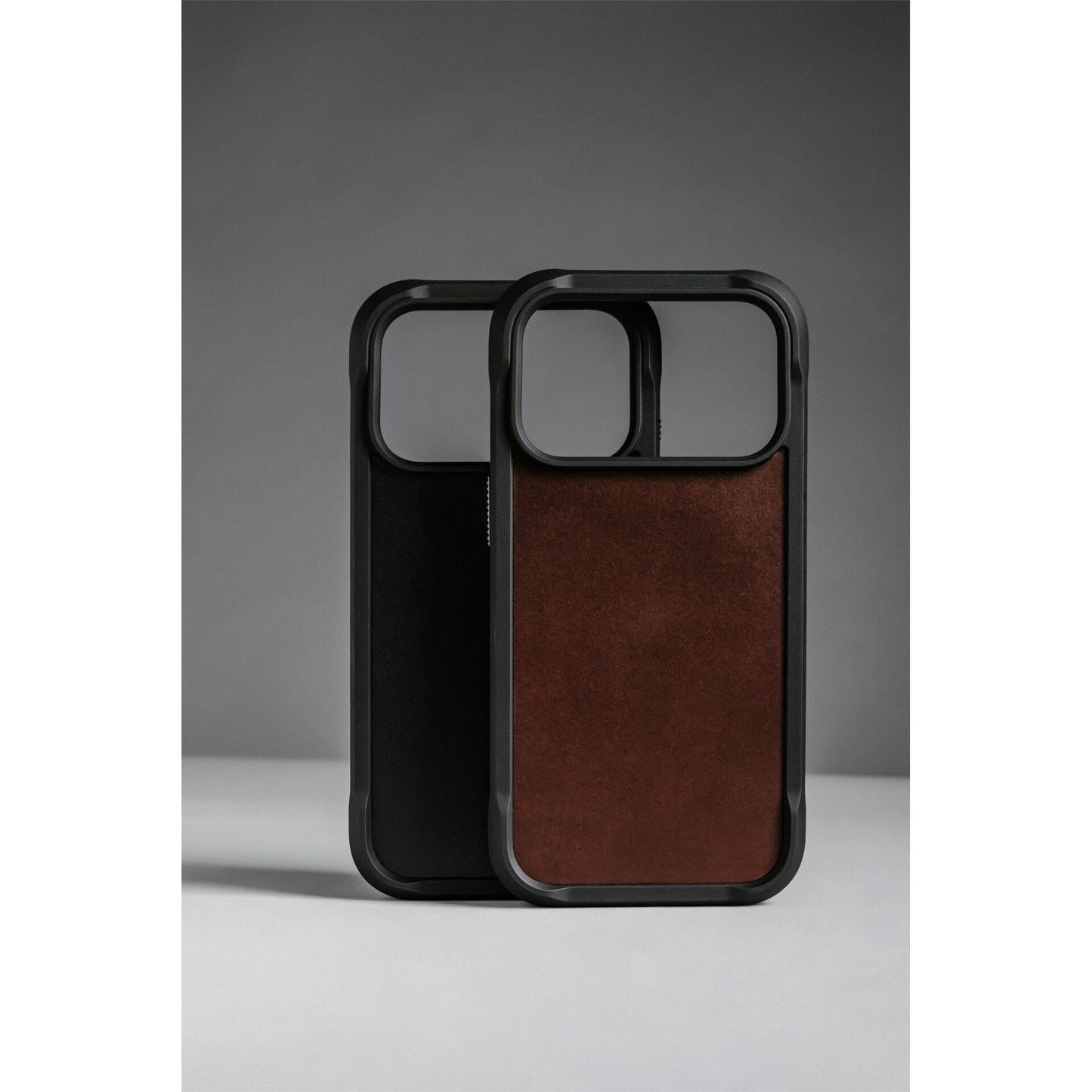 Nomad Rugged Leather Case iPhone 17 Pro Black Horween