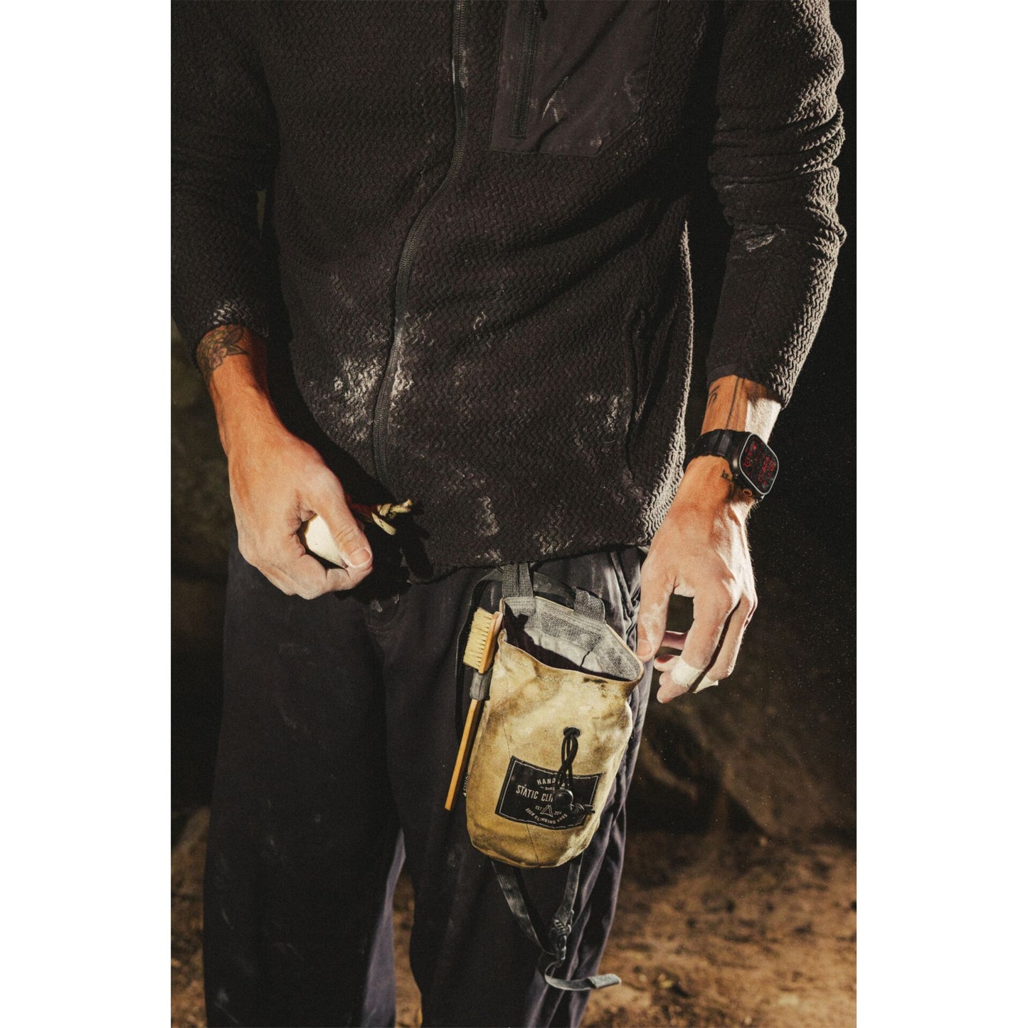 Nomad Rocky Point Band 46/49mm Carbon Black Connector Black