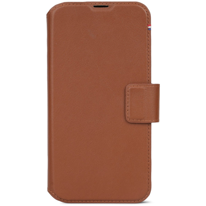 Decoded Leather Detachable Wallet for iPhone 15 Pro Tan