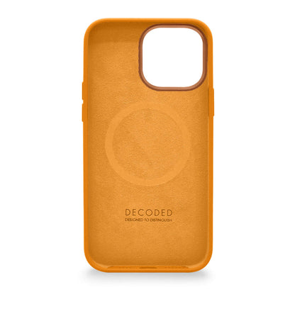 Decoded - AntiMicrobial Silicone Backcover | iPhone 14 Pro (6.1 inch) - Apricot