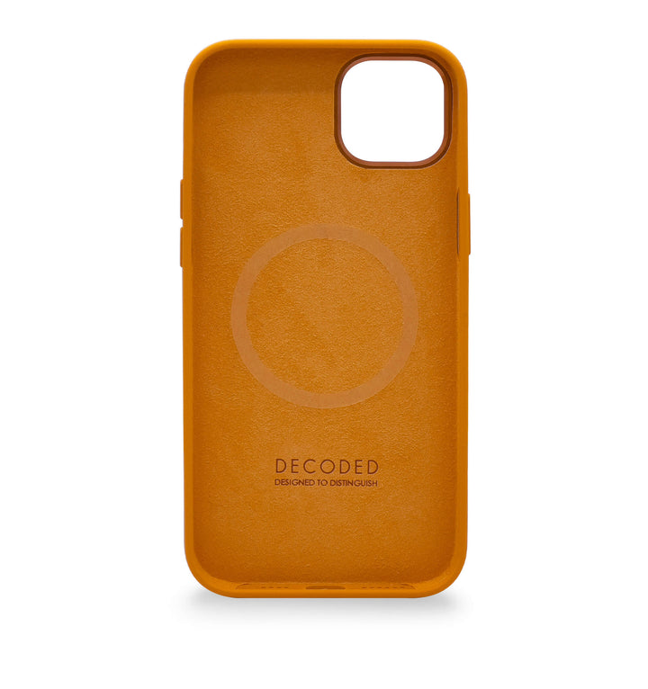 Decoded - AntiMicrobial Silicone Backcover | iPhone 14 (6.1 inch) - Apricot