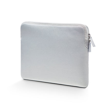 Trunk Neopren Sleeve für MacBook Air / Pro 13", Silber