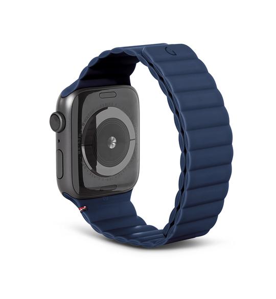 Decoded - Silicone Magnetic Traction Strap | Für Apple Watch 49/45/44/42mm | Navy Peony